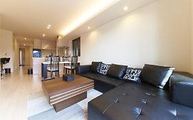 Kyoto River Side Modern House